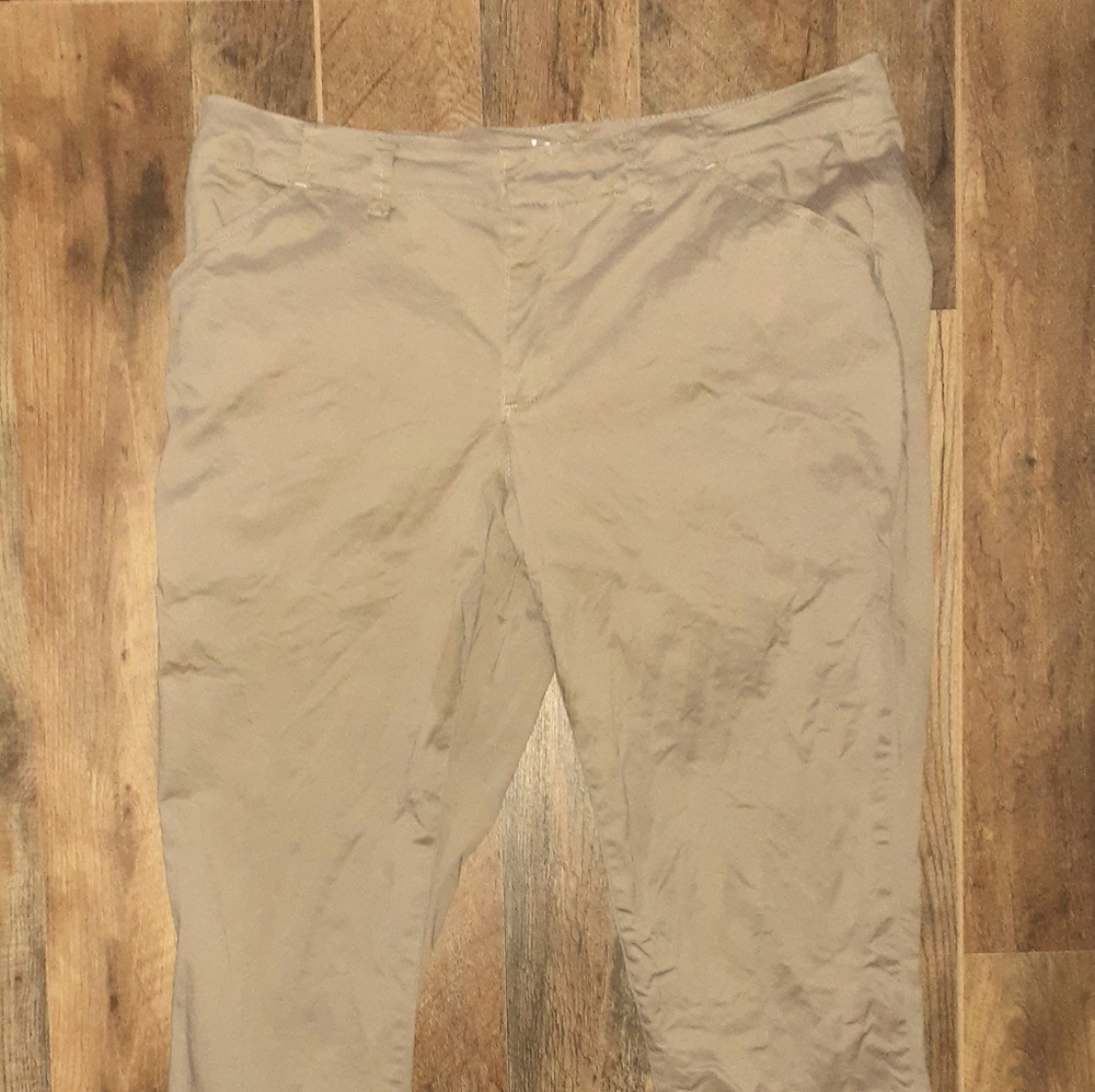Women's Lee Essentials Casual Dress Pants Beige 12M